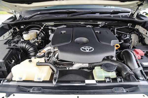 2020 Toyota Hilux SR GUN126R 4X4
