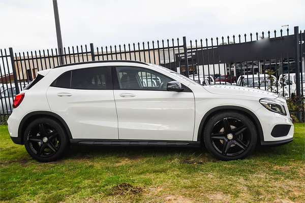 2016 Mercedes-Benz GLA-Class GLA180 X156