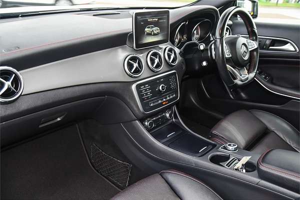 2016 Mercedes-Benz GLA-Class GLA180 X156