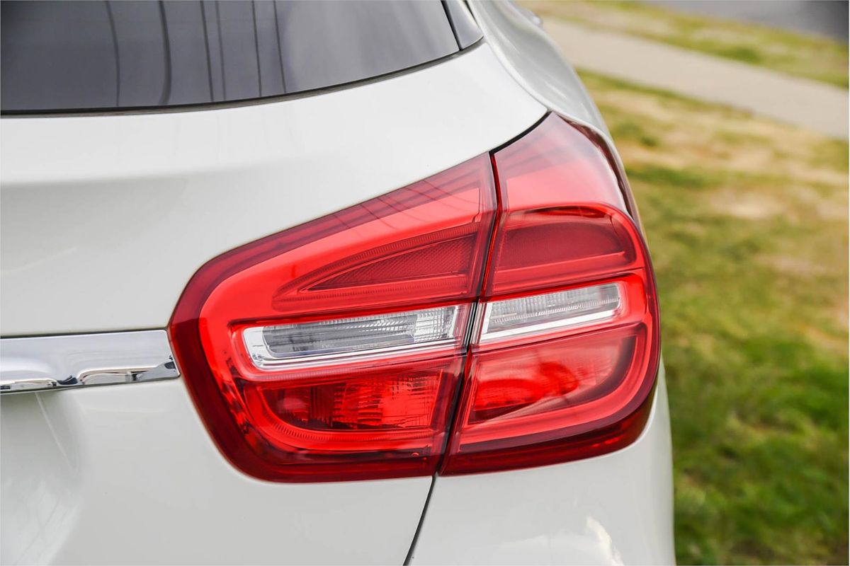2016 Mercedes-Benz GLA-Class GLA180 X156