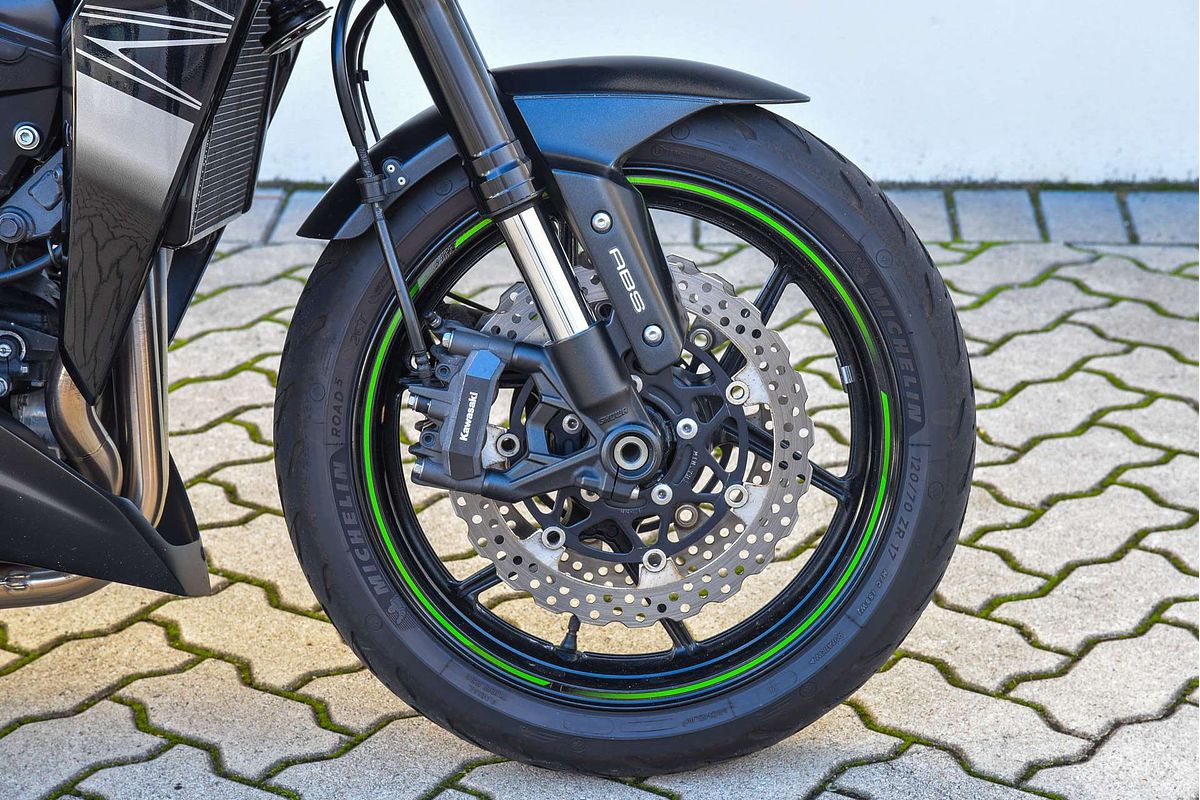 2016 Kawasaki Z1000 ABS