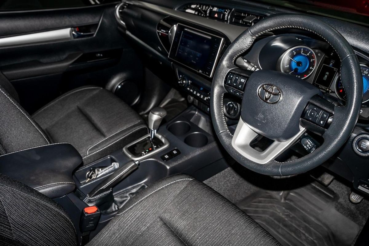 2019 Toyota Hilux SR5 GUN126R 4X4