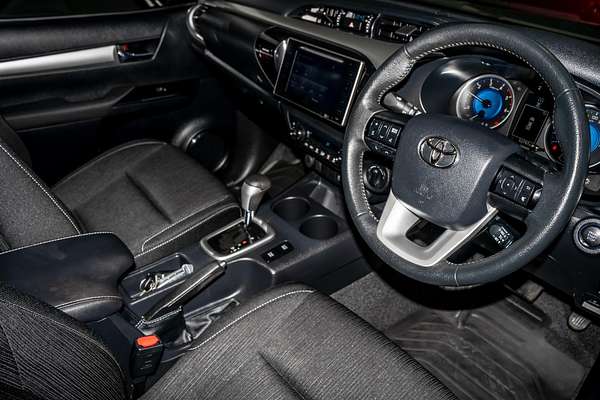 2019 Toyota Hilux SR5 GUN126R 4X4
