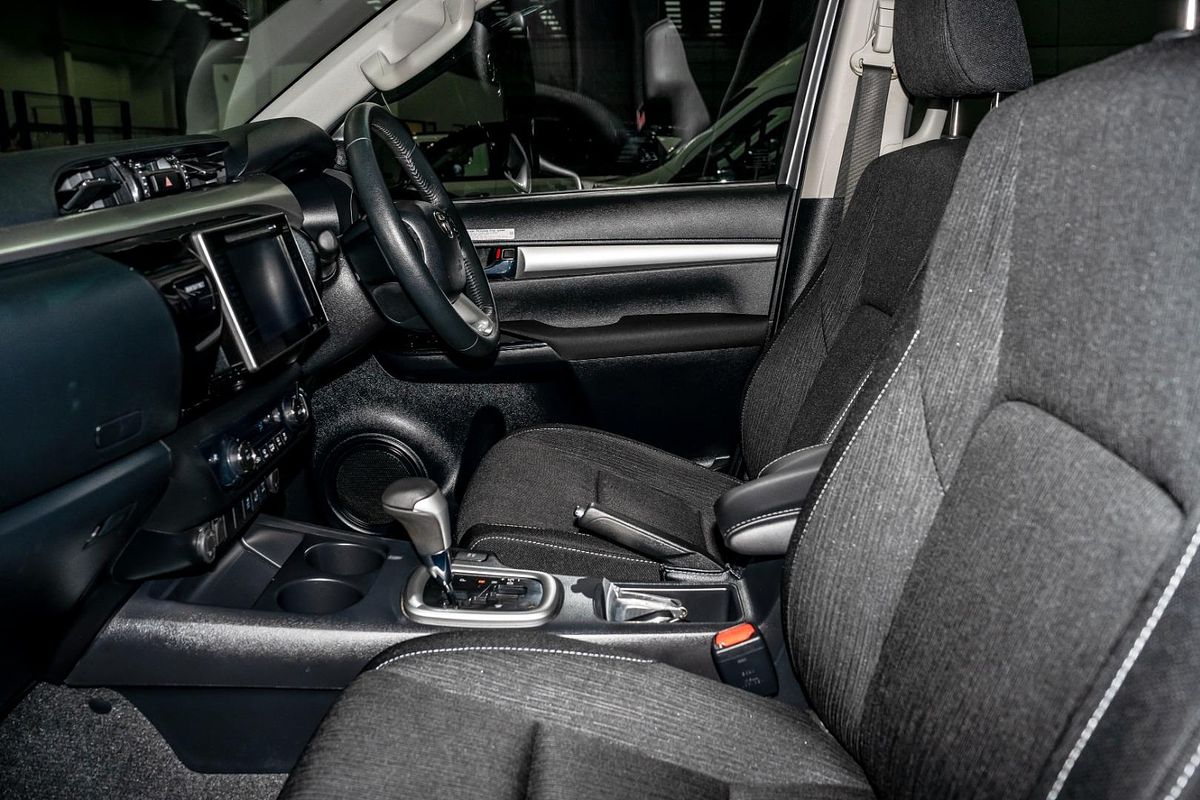 2019 Toyota Hilux SR5 GUN126R 4X4