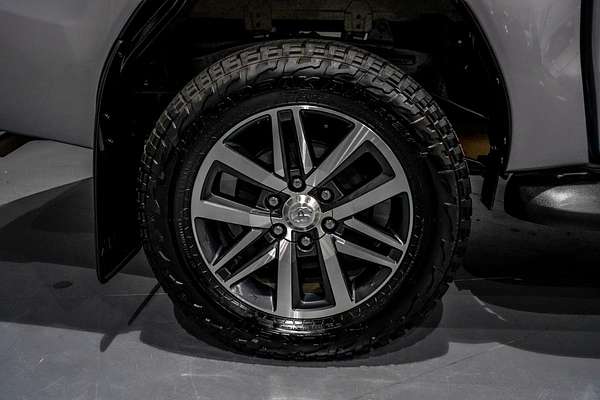 2019 Toyota Hilux SR5 GUN126R 4X4