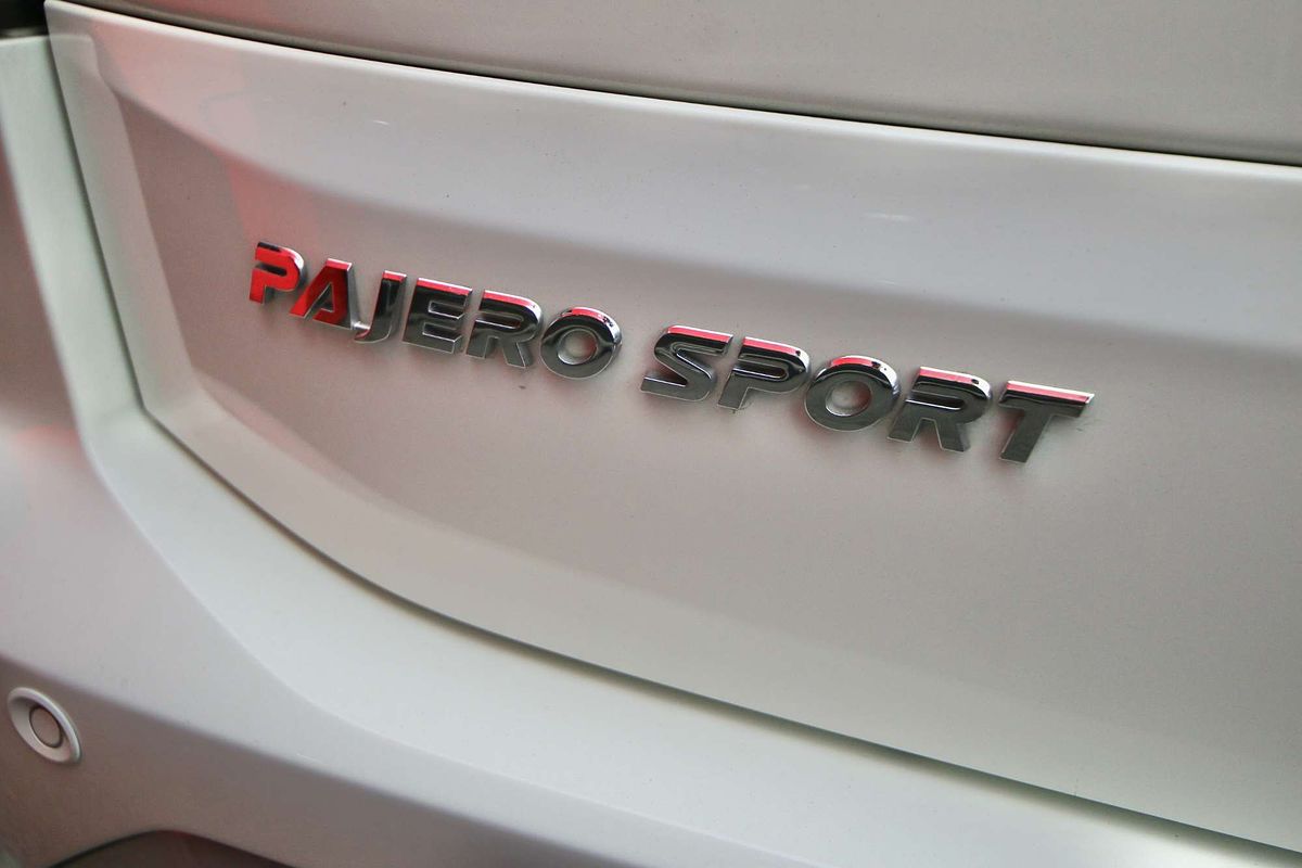 2023 Mitsubishi Pajero Sport GLX QF
