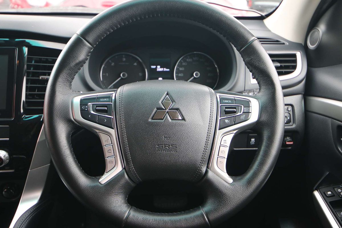 2023 Mitsubishi Pajero Sport GLX QF