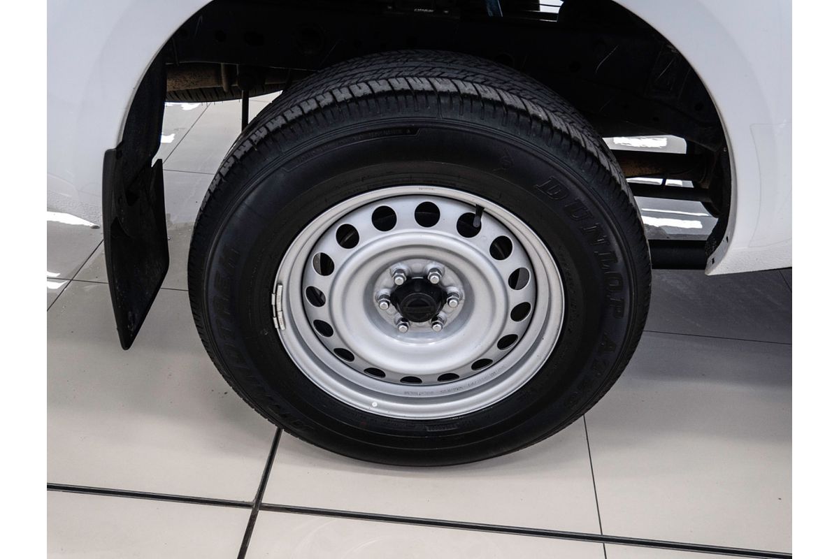 2022 Nissan Navara SL D23 Rear Wheel Drive