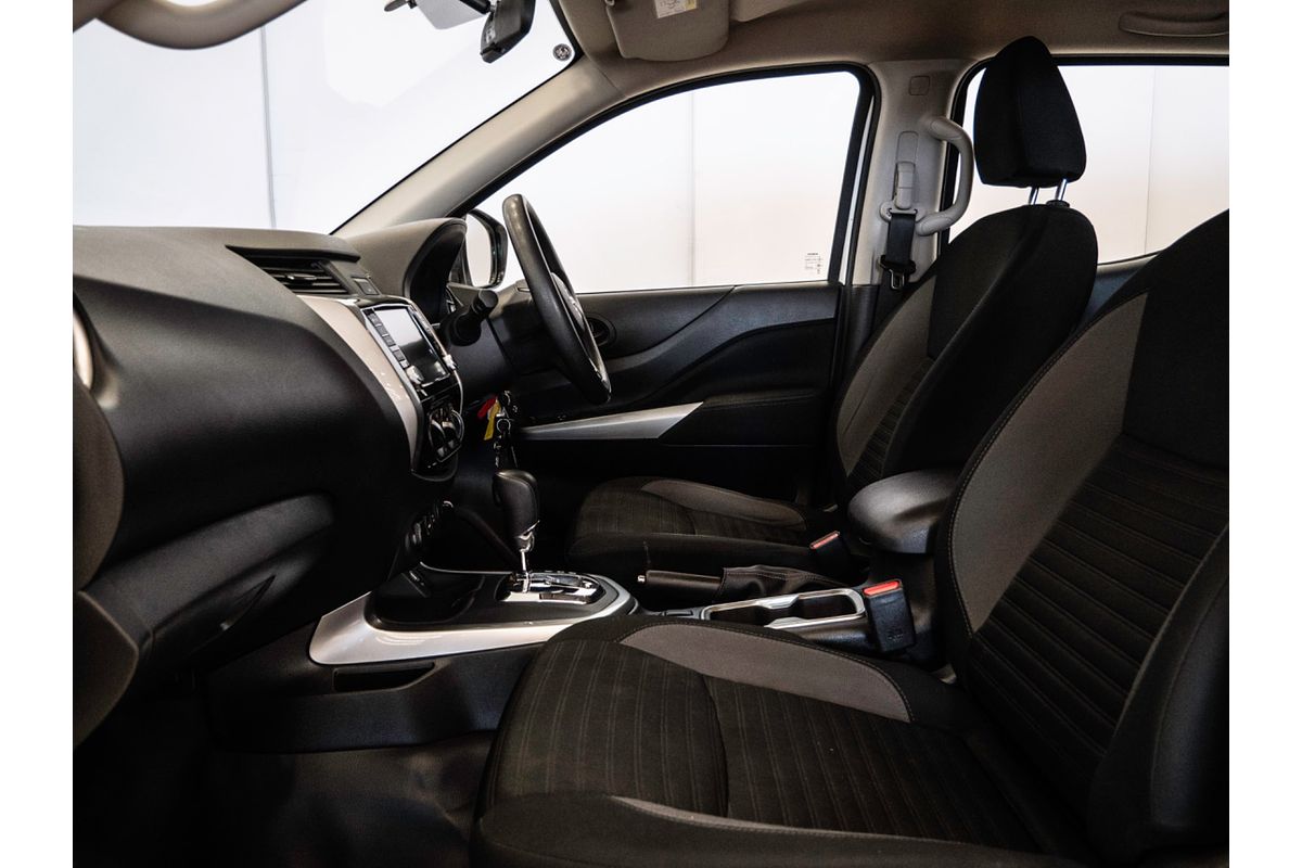 2022 Nissan Navara SL D23 Rear Wheel Drive