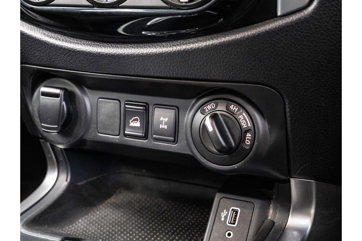 2022 Nissan Navara SL D23 Rear Wheel Drive