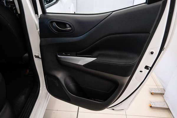 2022 Nissan Navara SL D23 Rear Wheel Drive