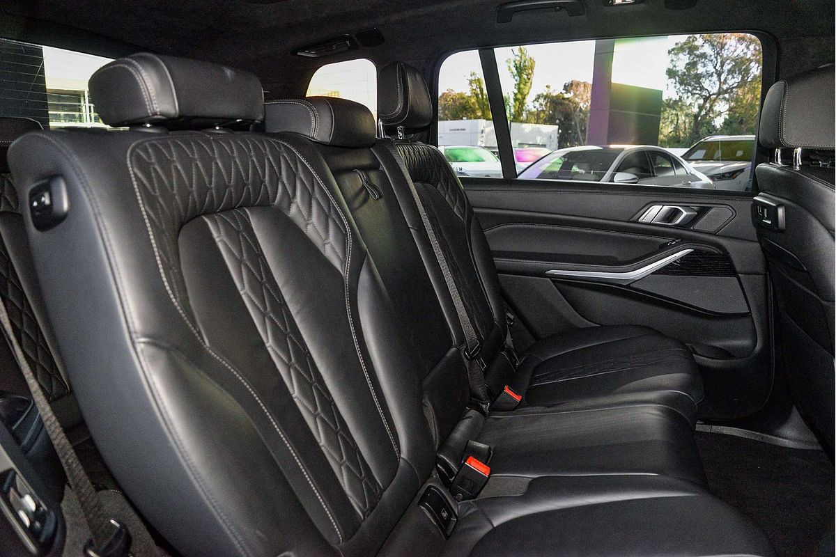 2019 BMW X7 M50i G07