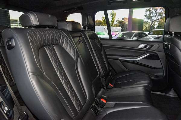 2019 BMW X7 M50i G07
