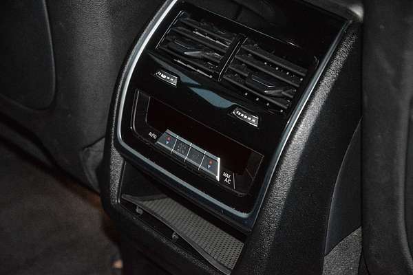 2019 BMW X7 M50i G07