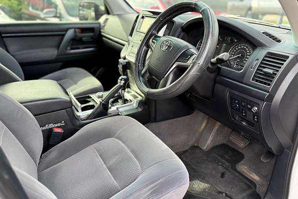 2017 Toyota Landcruiser GXL VDJ200R