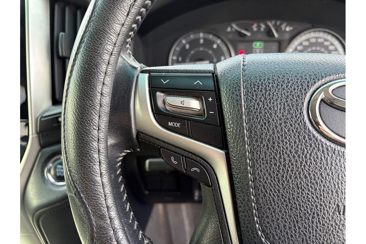 2017 Toyota Landcruiser GXL VDJ200R