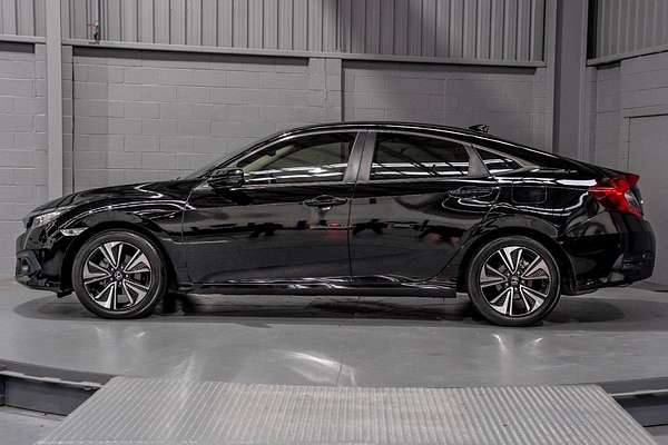 2017 Honda Civic VTi-LX 10th Gen