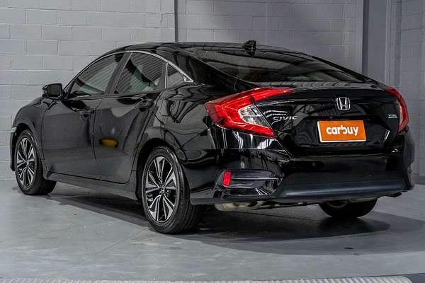 2017 Honda Civic VTi-LX 10th Gen