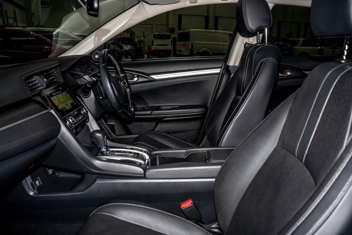 2017 Honda Civic VTi-LX 10th Gen
