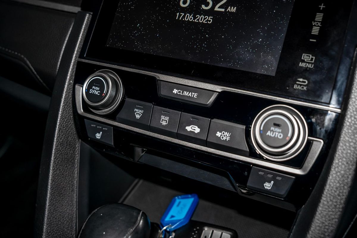 2017 Honda Civic VTi-LX 10th Gen
