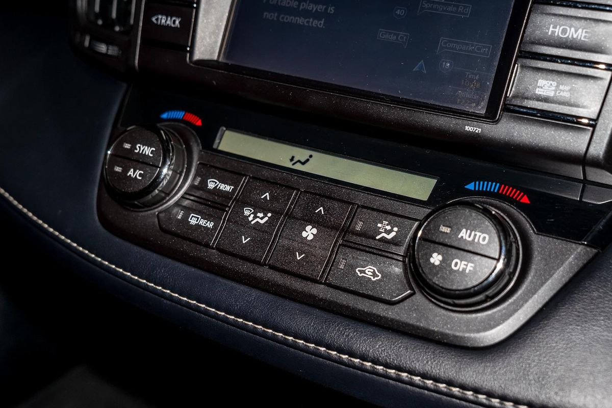2018 Toyota RAV4 GXL ZSA42R