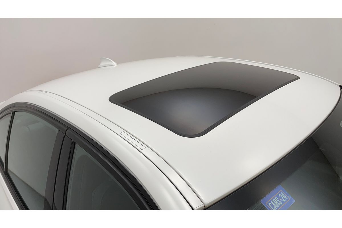 2017 BMW 3 Series 330i M Sport F30 LCI