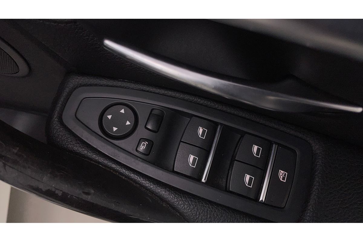 2017 BMW 3 Series 330i M Sport F30 LCI