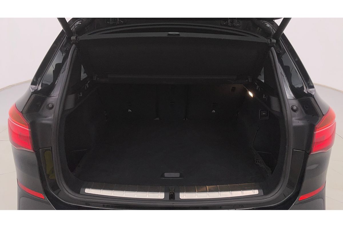 2016 BMW X1 xDrive20d F48