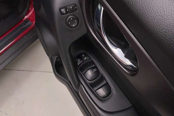 2016 Nissan X-TRAIL ST T32
