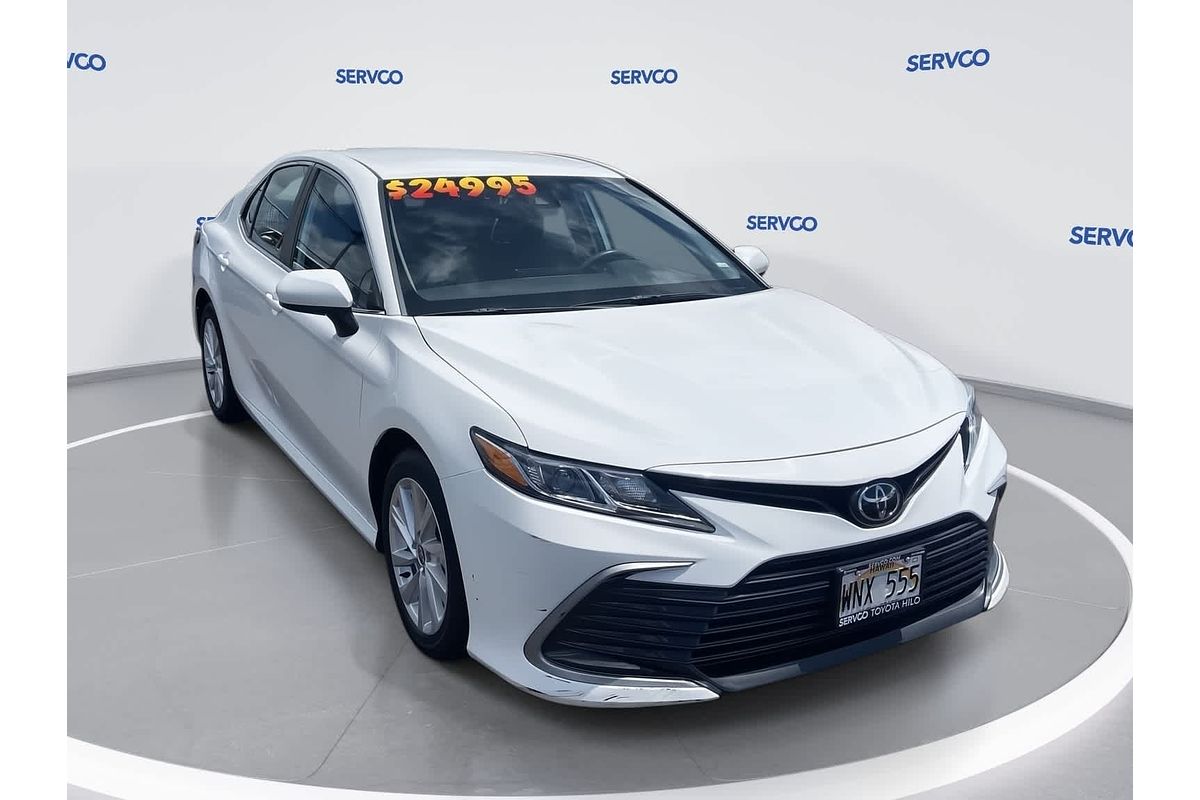 2022 Toyota Camry LE