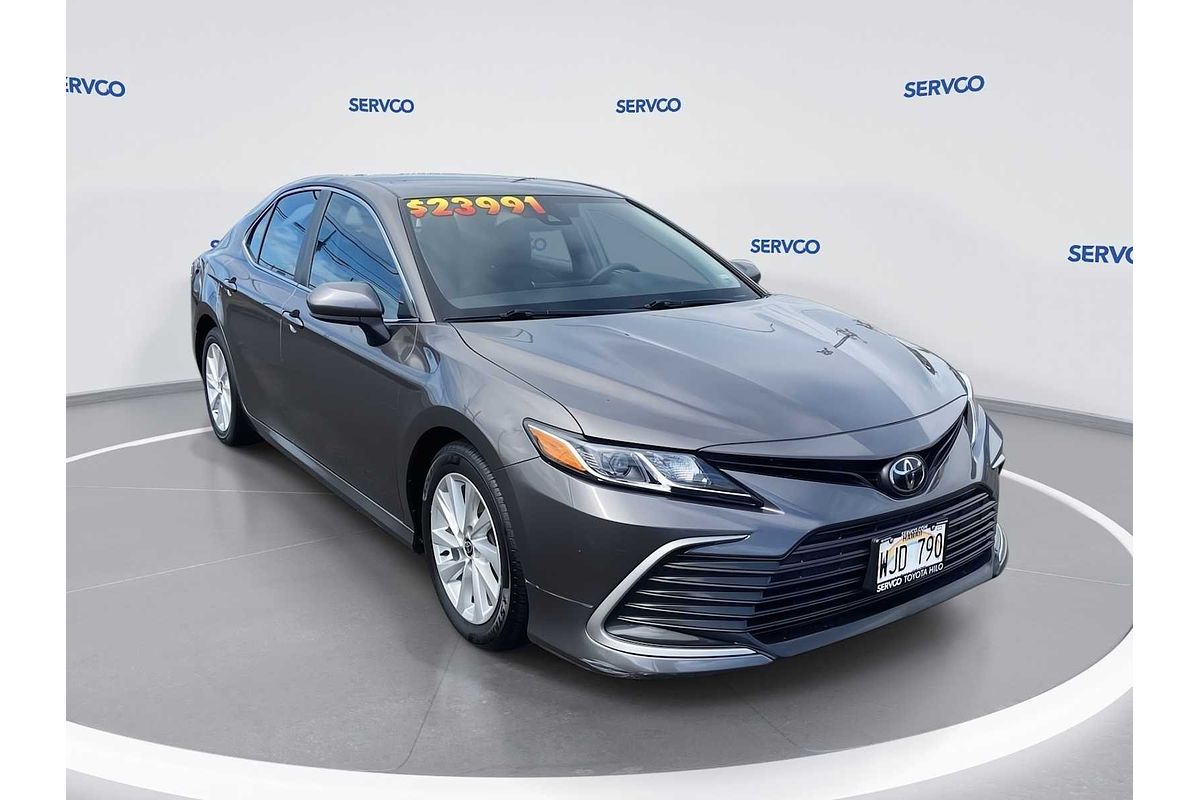 2022 Toyota Camry LE