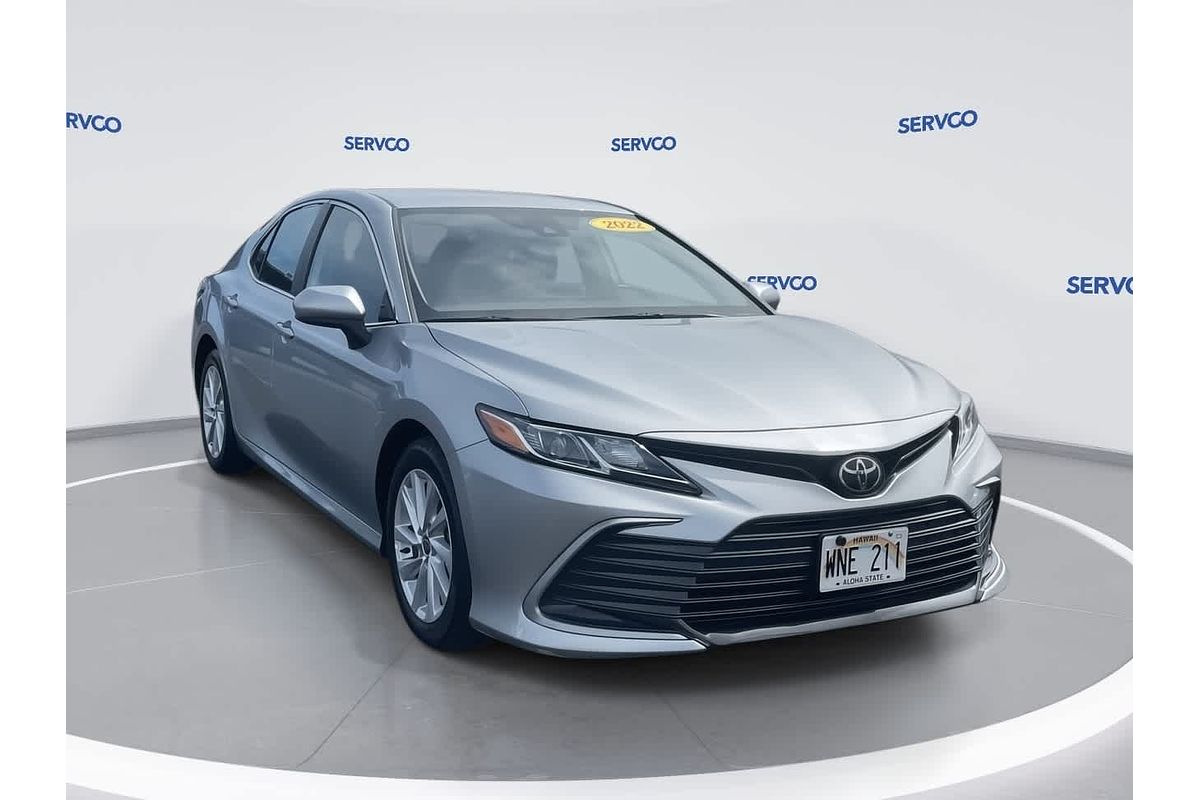 2022 Toyota Camry LE