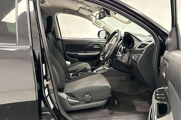 2020 Mitsubishi Triton GLS MR 4X4