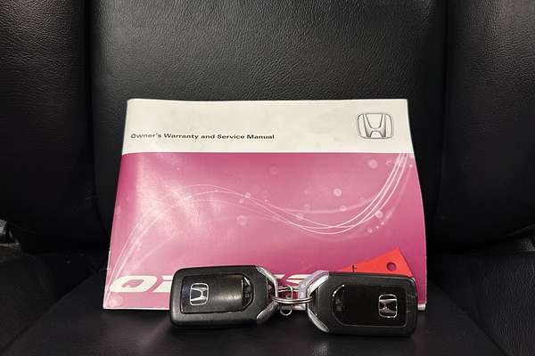 2017 Honda Odyssey VTi-L 5th Gen