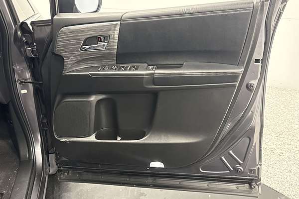 2017 Honda Odyssey VTi-L 5th Gen