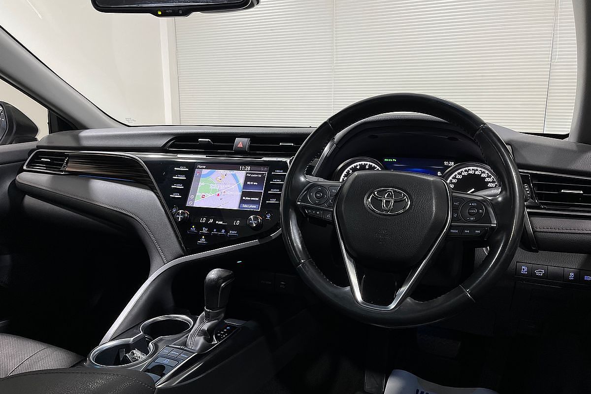 2019 Toyota Camry SL GSV70R