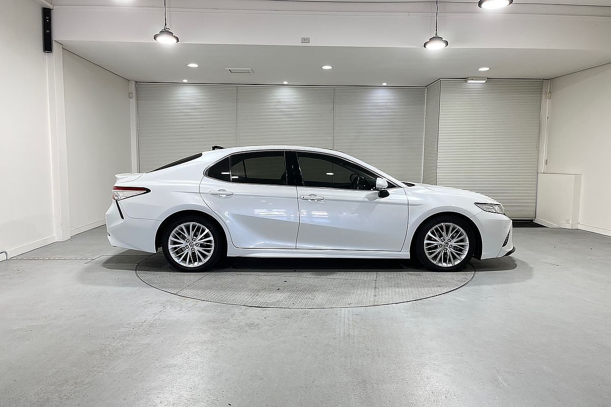 2019 Toyota Camry SL GSV70R