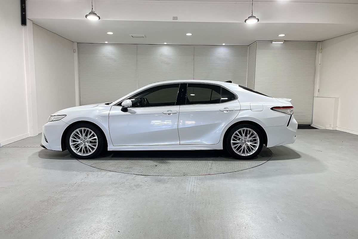 2019 Toyota Camry SL GSV70R