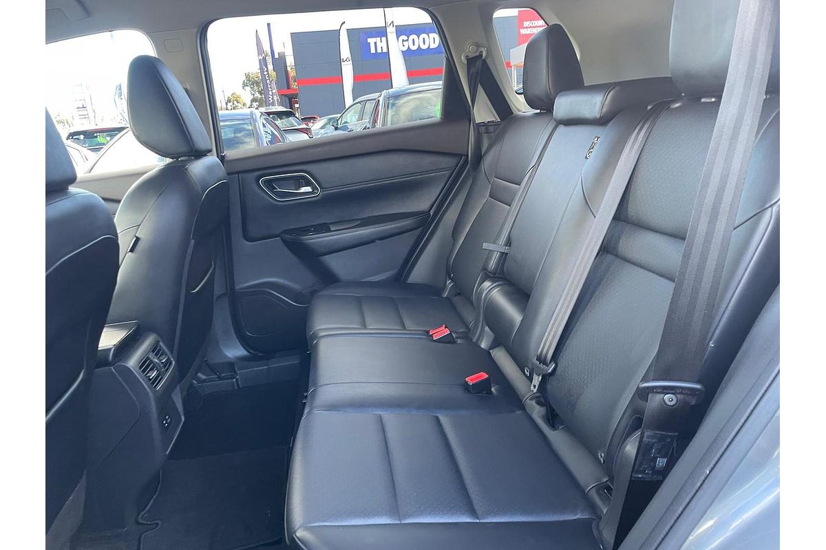 2023 Nissan X-TRAIL ST-L T33