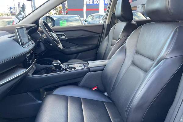2023 Nissan X-TRAIL ST-L T33