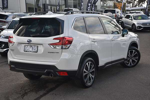 2023 Subaru Forester 2.5i Premium S5