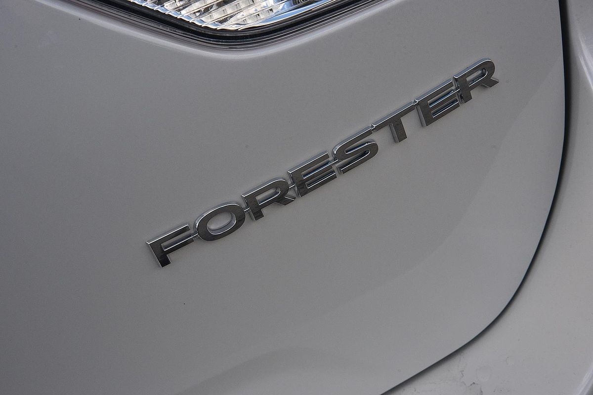 2023 Subaru Forester 2.5i Premium S5