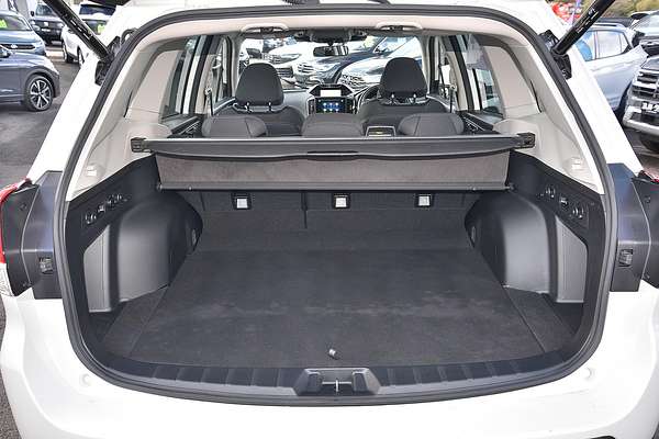 2023 Subaru Forester 2.5i Premium S5