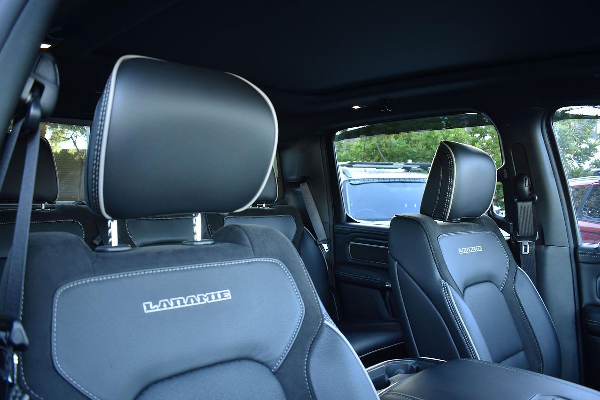 2023 RAM 1500 Laramie Sport RamBox DT 4X4 SWB