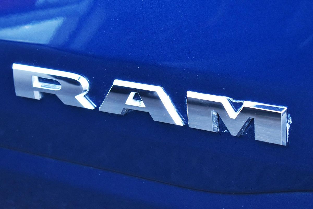 2023 RAM 1500 Laramie Sport RamBox DT 4X4 SWB