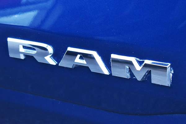 2023 RAM 1500 Laramie Sport RamBox DT 4X4 SWB