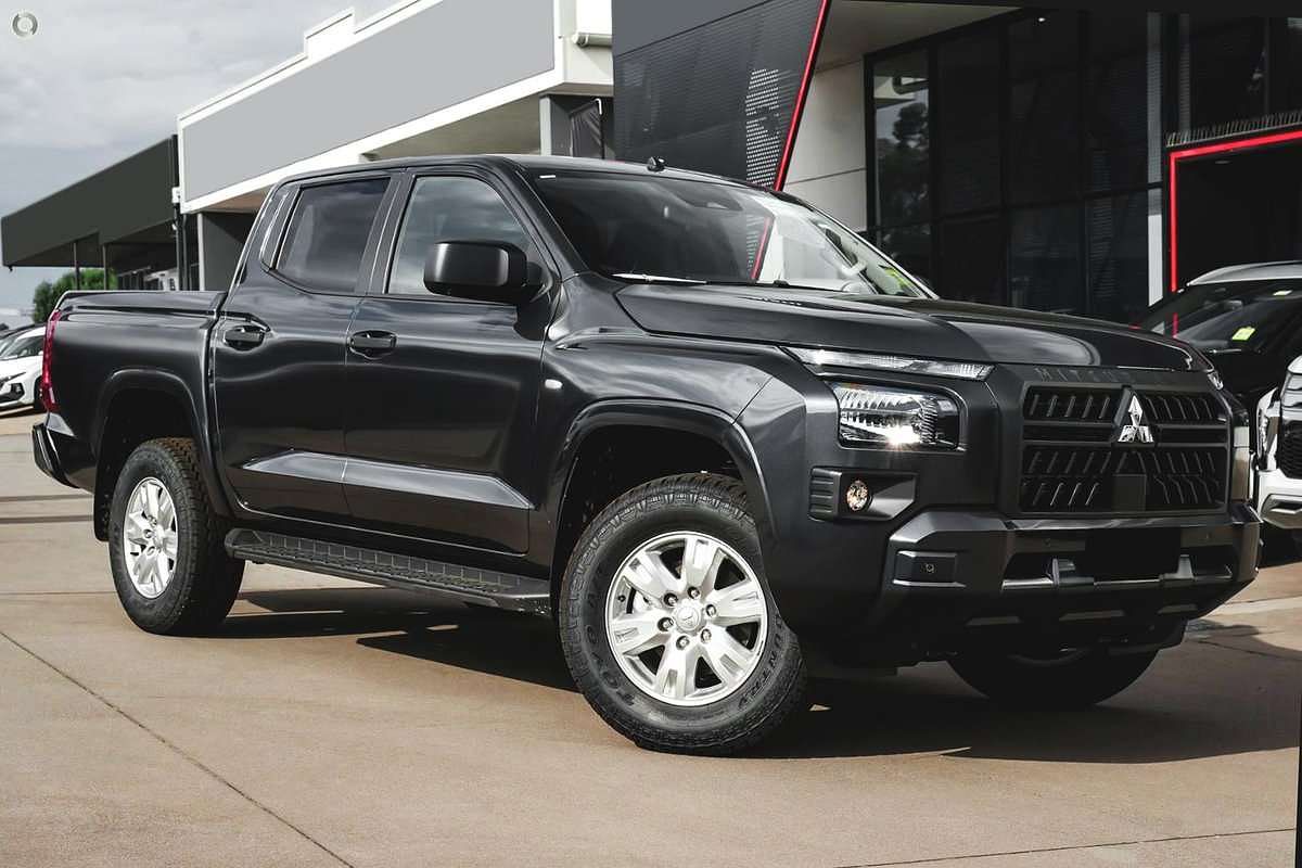 2024 Mitsubishi Triton GLX MV 4X4