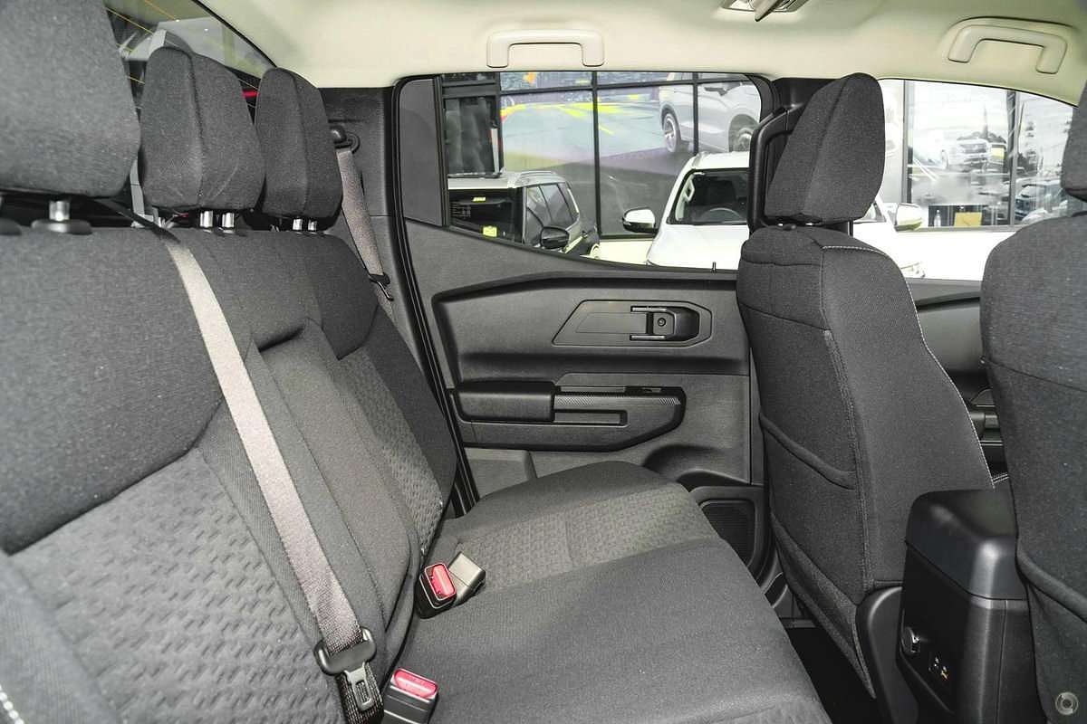 2024 Mitsubishi Triton GLX MV 4X4