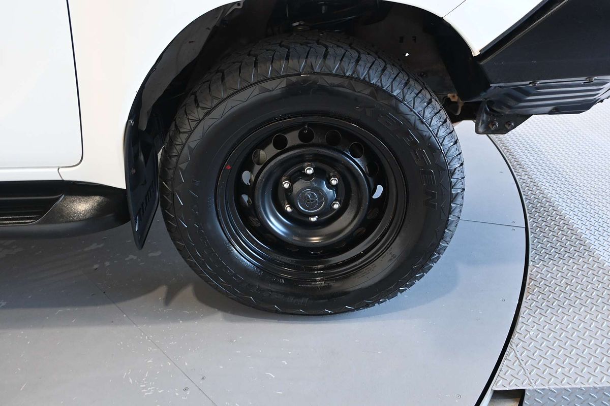 2022 Toyota Hilux SR GUN126R 4X4