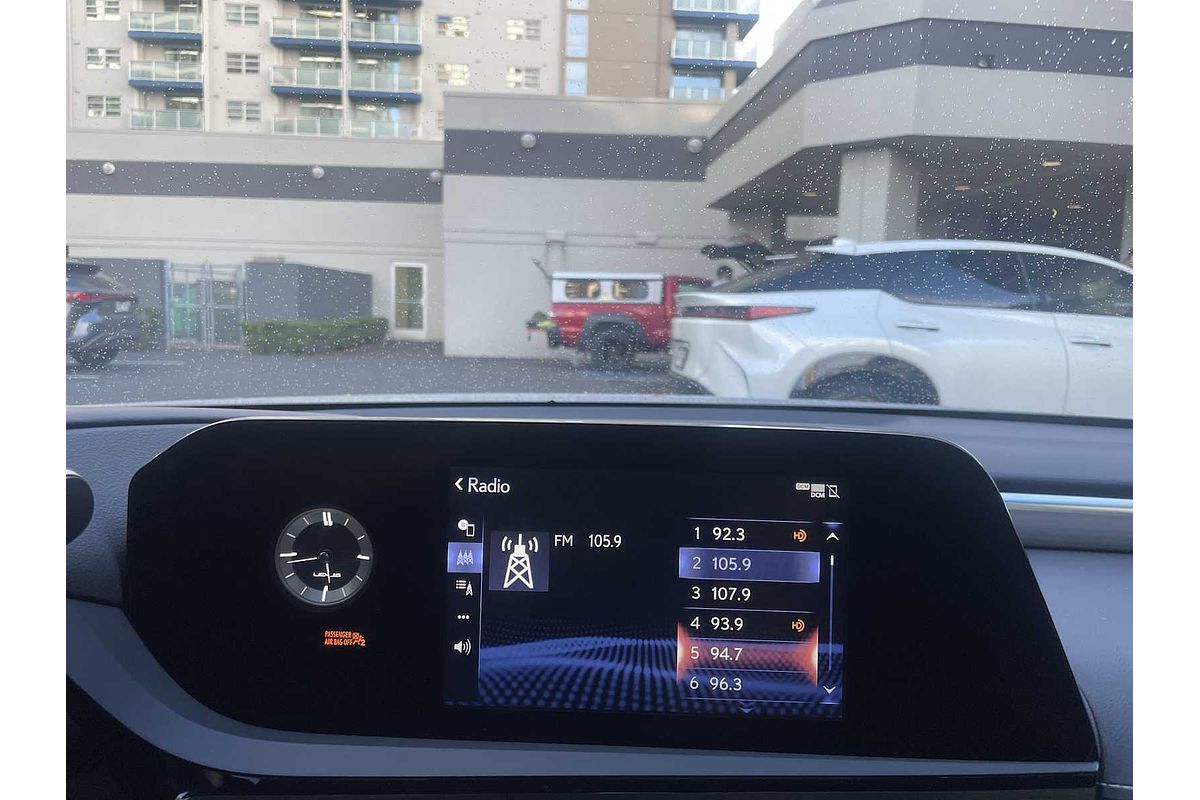 2022 Lexus ES F SPORT